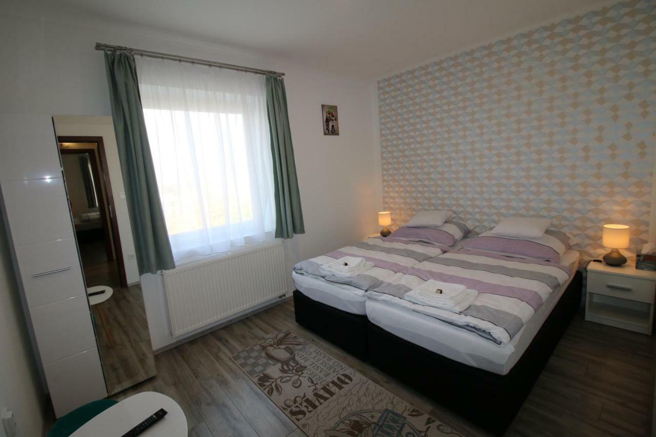Szent Ivan Apartman Eger Exterior photo