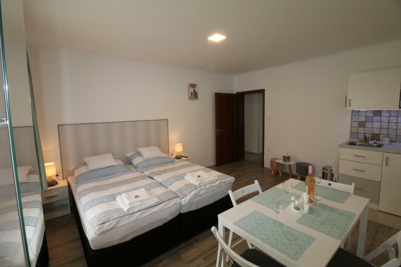 Szent Ivan Apartman Eger Exterior photo